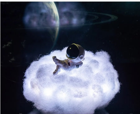☁️ Astronaut Cloud Lamp | Night Light with Rainbow Effect and Remote Control
