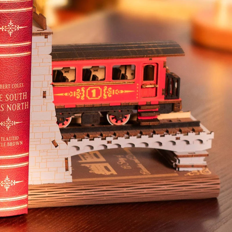 Train DIY Book Nook