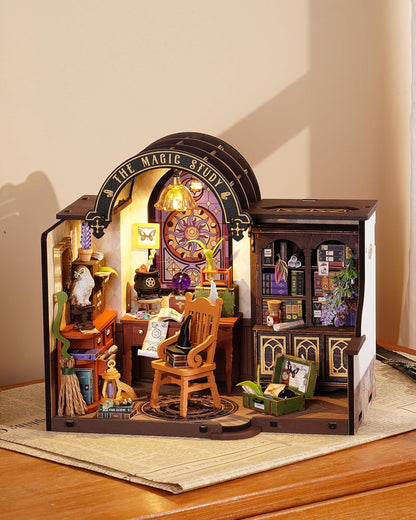 Casa Miniatura DIY de Brujita – Estudio Mágico | Kit de Halloween para Armar